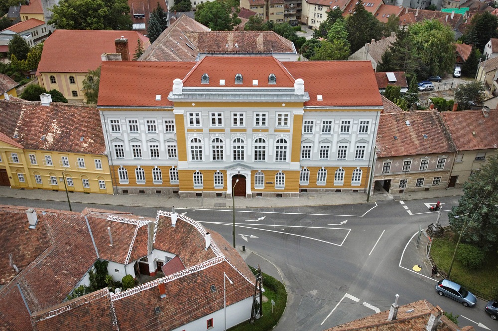 Kőszeg Címerpajzs Plusz Kft.